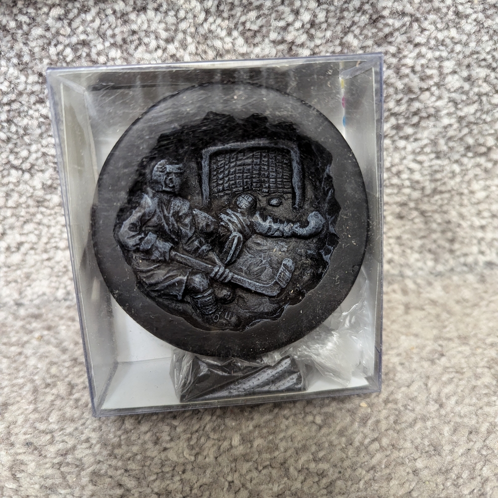 2009 Inside Hockey Collection Carved Hockey Puck "SCORE" By Tim Schultz